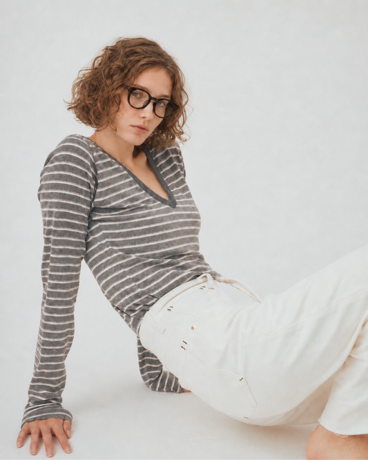 V NECK L/S T
