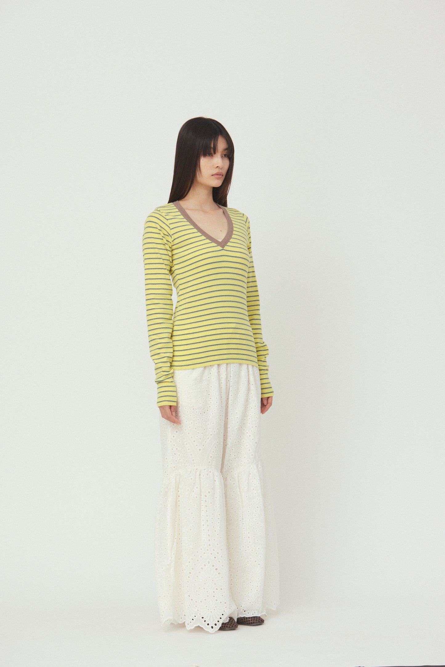 V neck L/S T