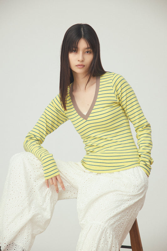 V neck L/S T