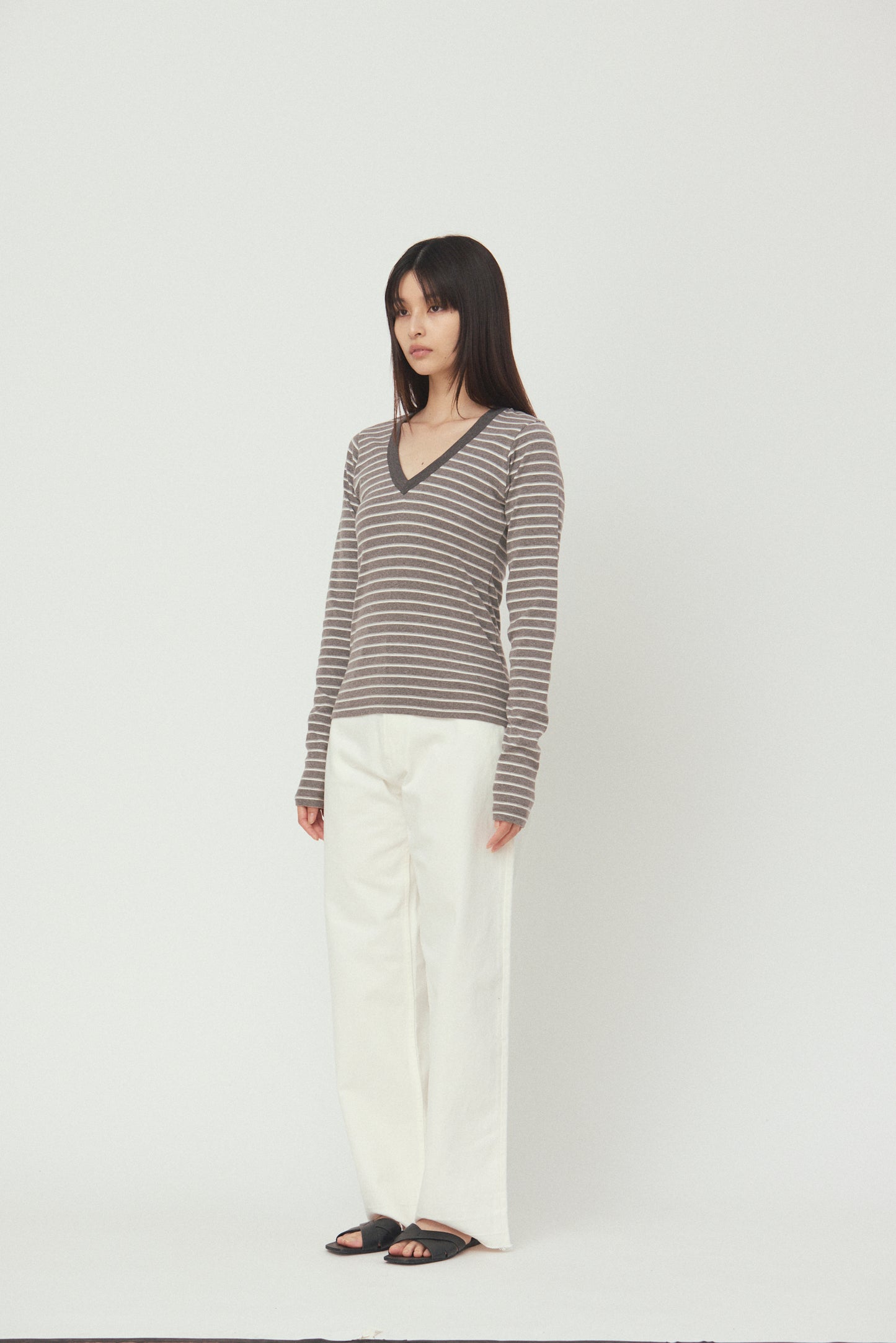 V neck L/S T