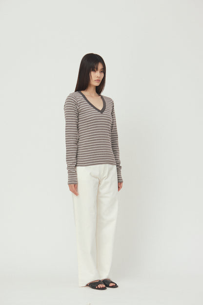 V neck L/S T