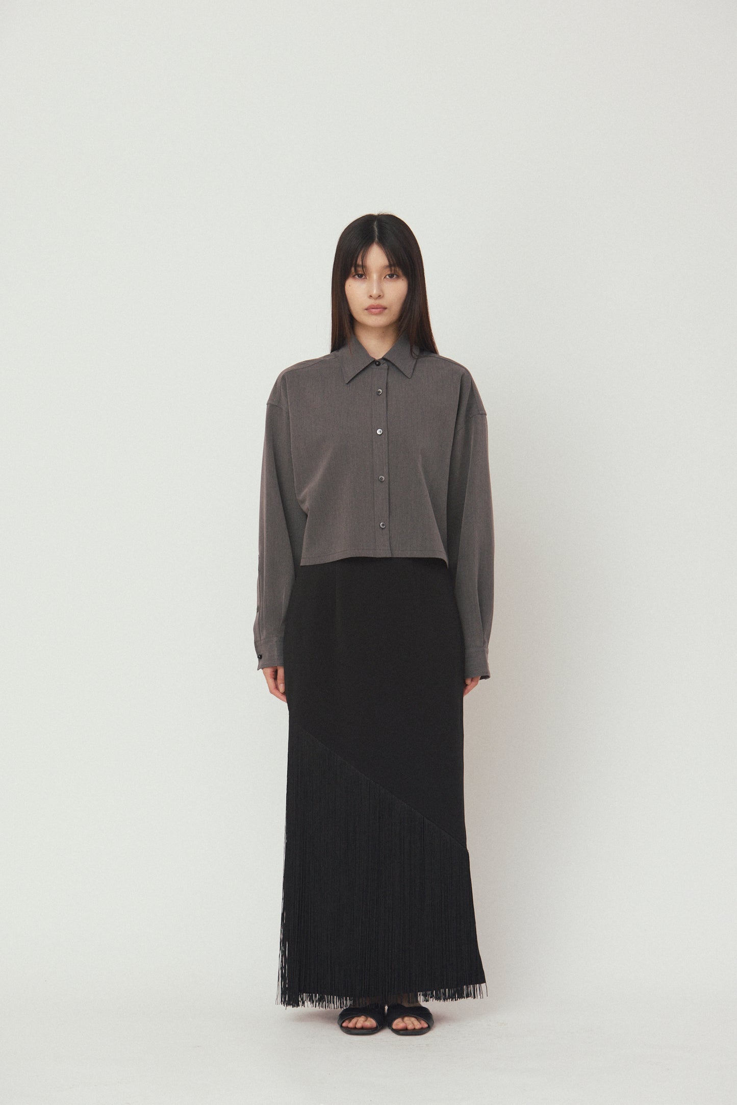 SHORT-LENGTH SHIRT