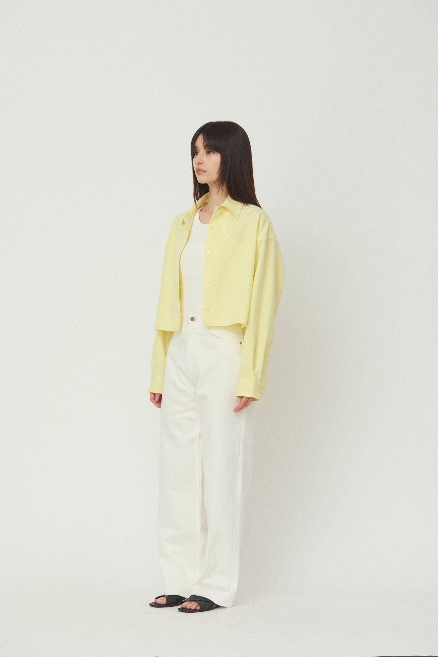 SHORT-LENGTH SHIRT