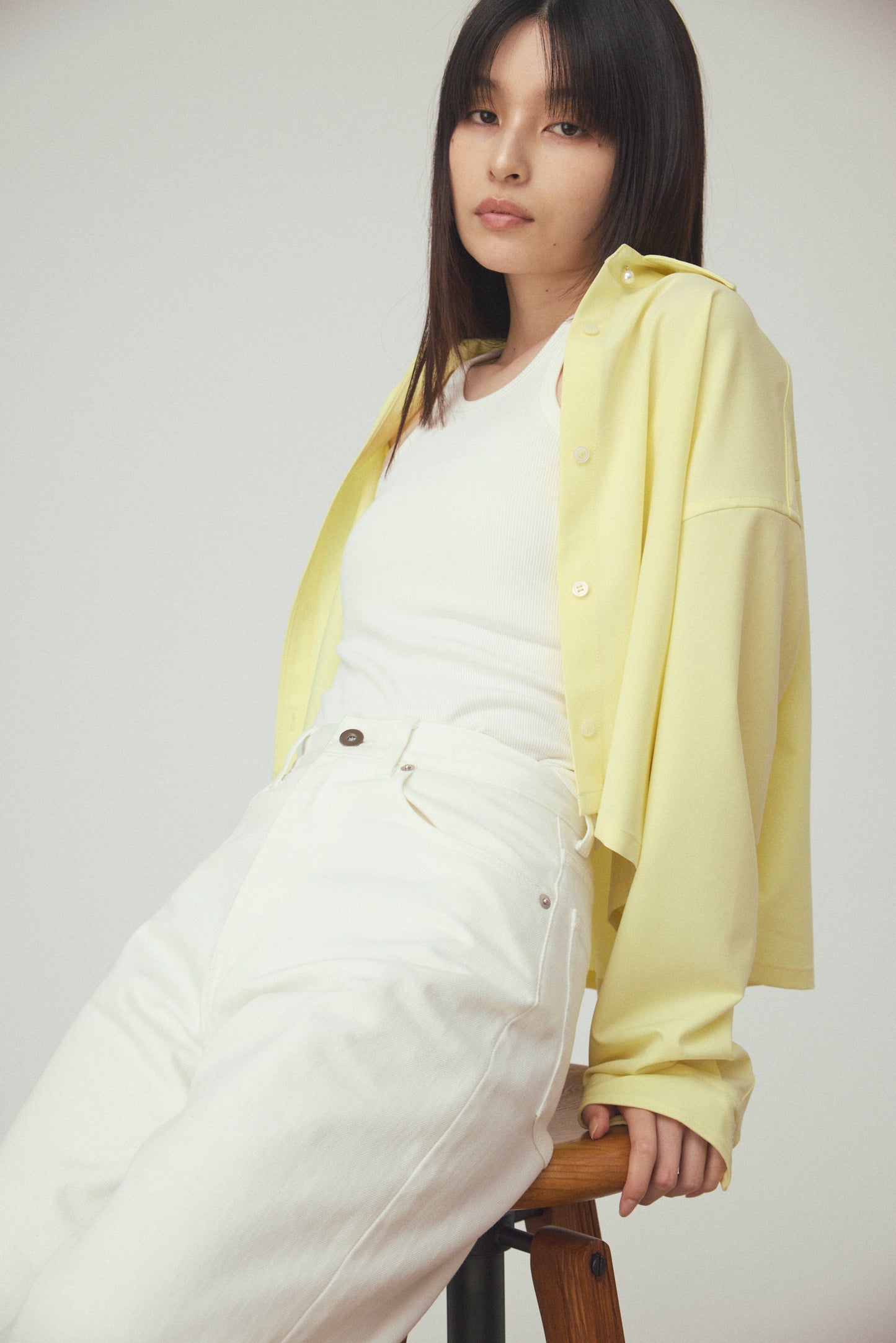 SHORT-LENGTH SHIRT