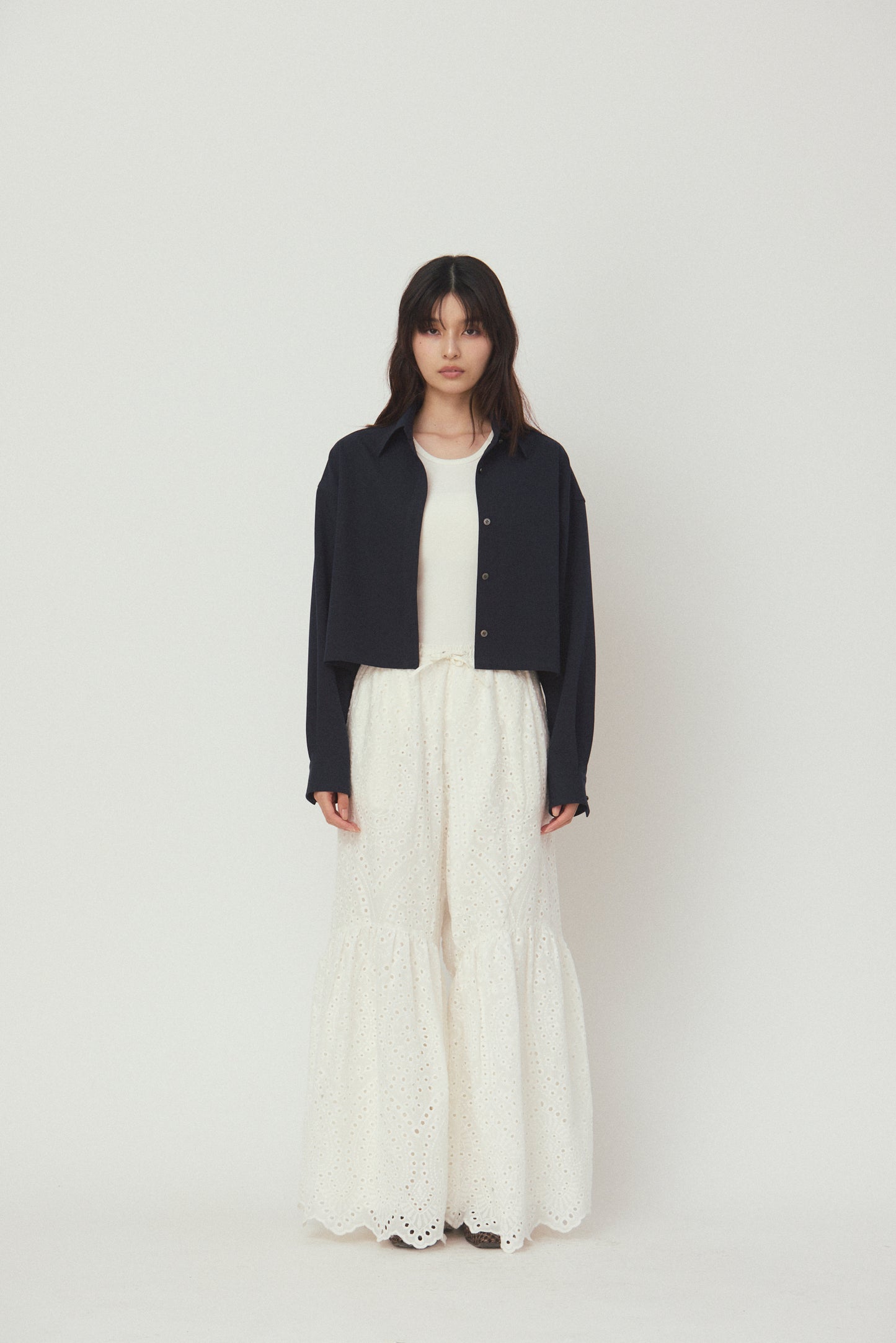 SHORT-LENGTH SHIRT