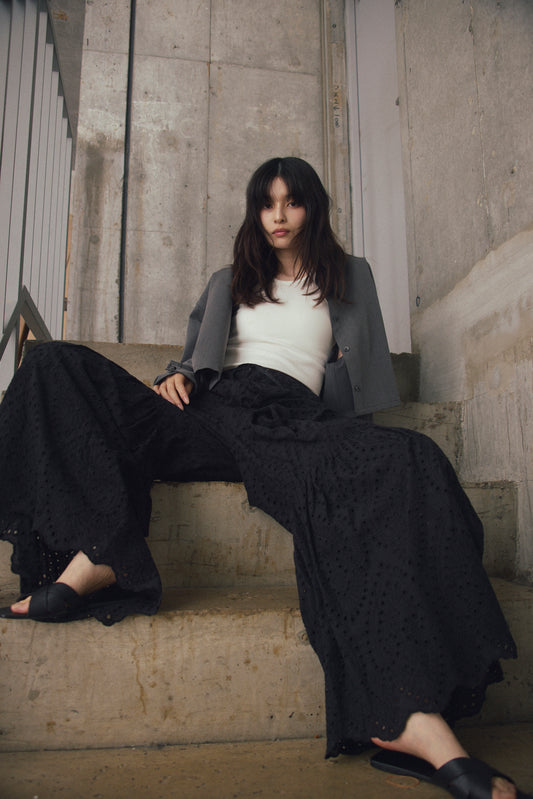 PHANTOM LACE VOLUME PANTS